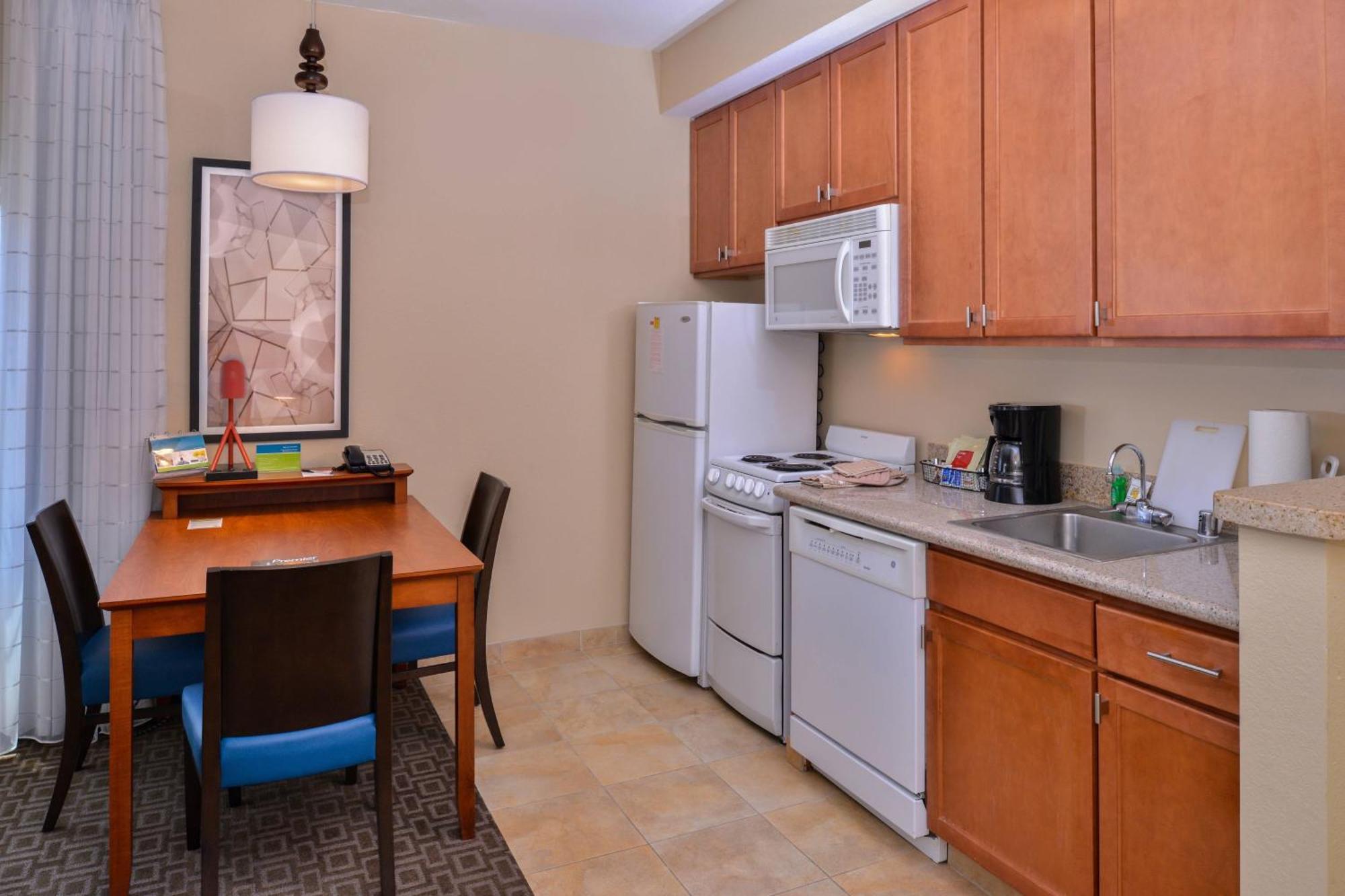 Towneplace Suites Thousand Oaks Ventura County Екстер'єр фото